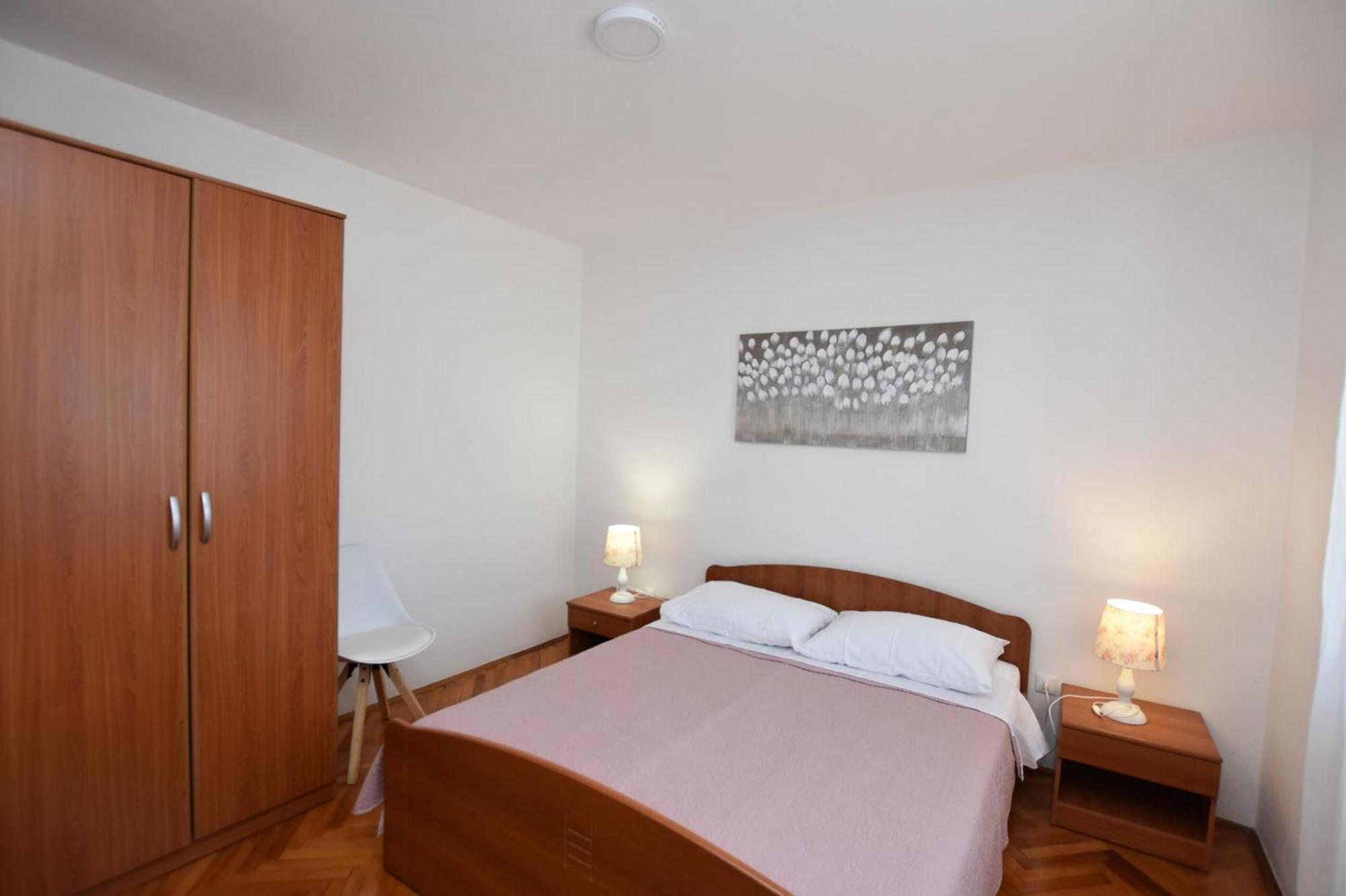 Apartments Guzela Primosten Ruang foto